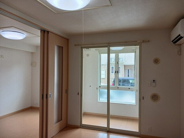 ノ－ス・エッセ　Ⅰの居間・リビング