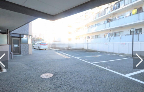 サングレイス横浜蒔田の駐車場|敷地内駐車場の写真です。