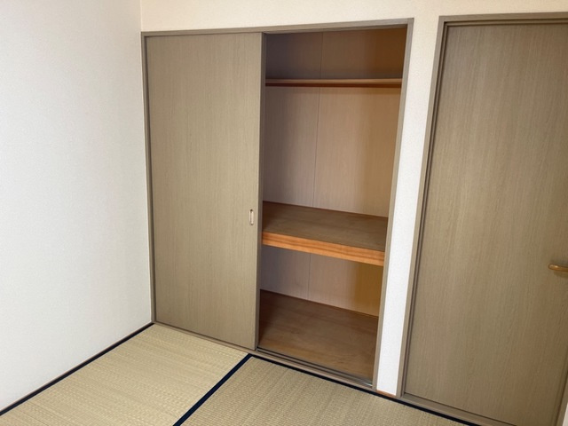 サンローズ東浦の収納