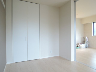 【洋室】 | サニーコートティアラ