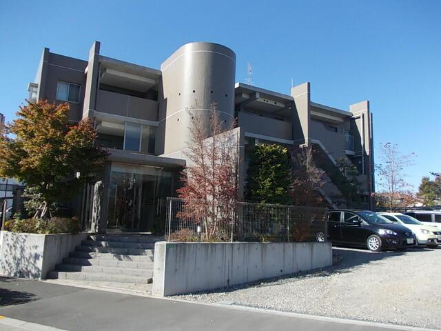 ＷＡＬＬＳ富士見台のキッチン|３口コンロのキッチンです