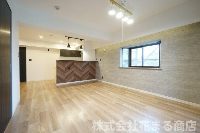 総建みどりハイムの居間・リビング|物件、駅でお待ち合わせでのご案内歓迎！