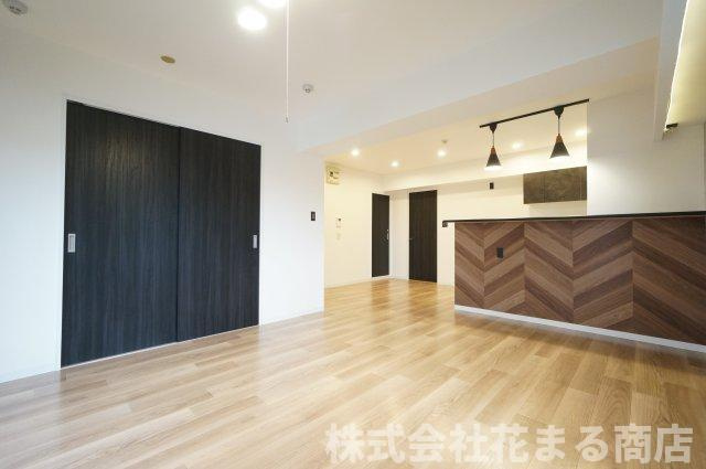 総建みどりハイムの居間・リビング|物件、駅でお待ち合わせでのご案内歓迎！