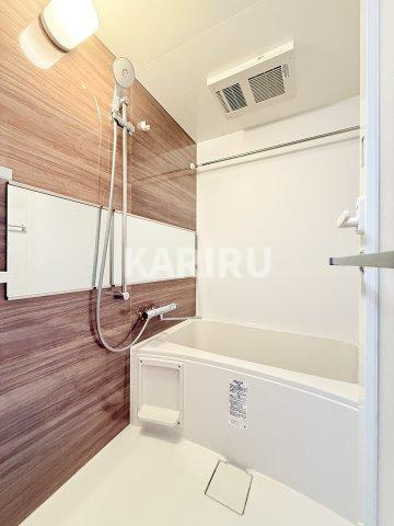 スプランディッド本町グランの浴室
