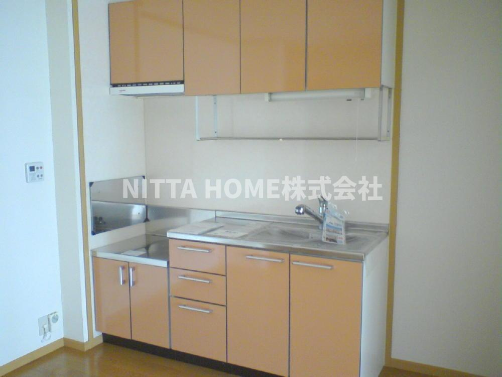 ハイファイン藤のキッチン|収納付きのキッチンで使い勝手も良いですね◎