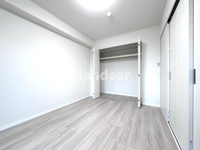 ライフピア草加グランドステージの洋室|ドキドキの新生活も、安心してスタート。ぴったりの住まいを見つけませんか？クランディアが一緒に住まい選びをサポートします‼　まずは、お気軽にお問合せください　＃クランディア