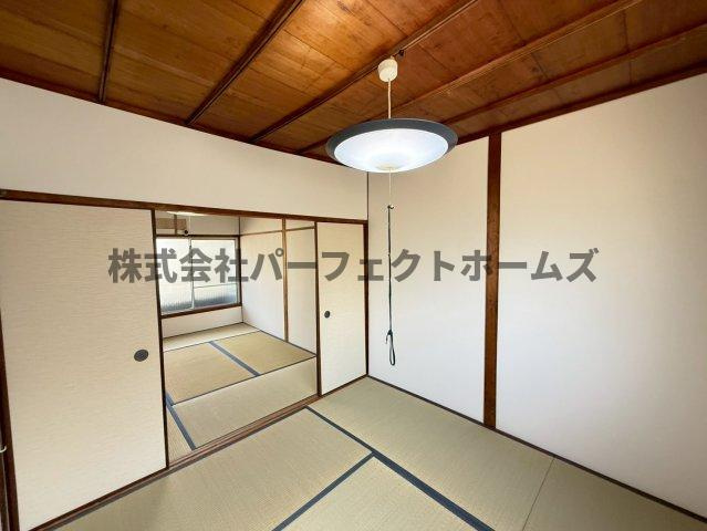 御幸東町テラスハウス　賃貸の和室|日本らしい落ち着いた雰囲気の和室です