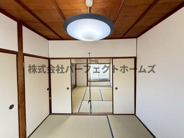 御幸東町テラスハウス　賃貸の和室|和室です