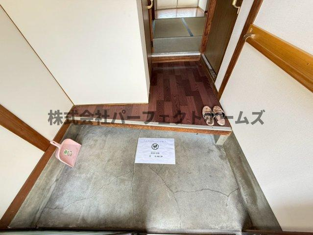 御幸東町テラスハウス　賃貸の玄関|シンプルで使いやすい玄関です