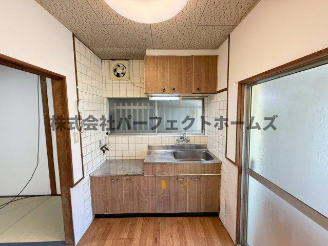 御幸東町テラスハウス　賃貸のキッチン|キッチンでお料理をお楽しみください