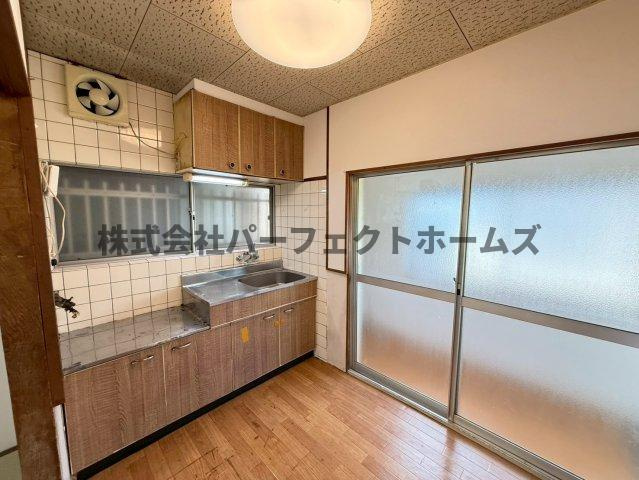 御幸東町テラスハウス　賃貸のキッチン|ダイニングキッチンです