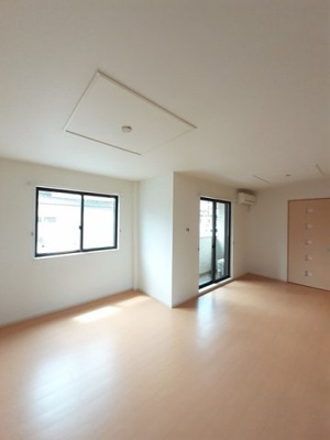 【居間・リビング】 | リバーサイド中薮