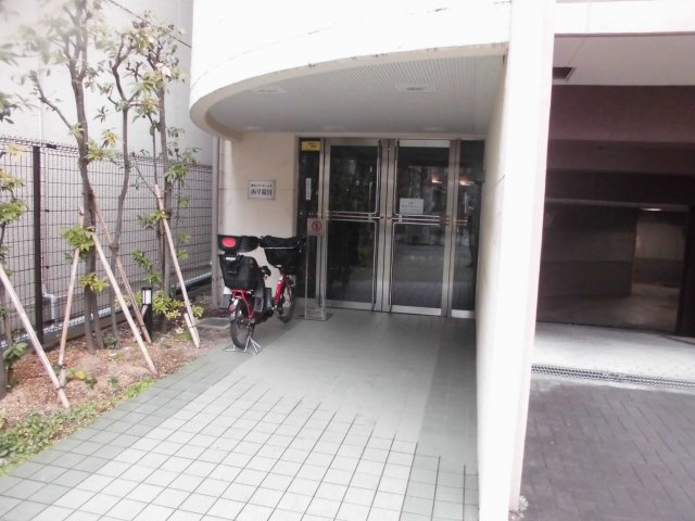 藤和シティホームズ西早稲田のエントランス