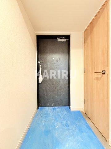 スプランディッド本町グランの玄関