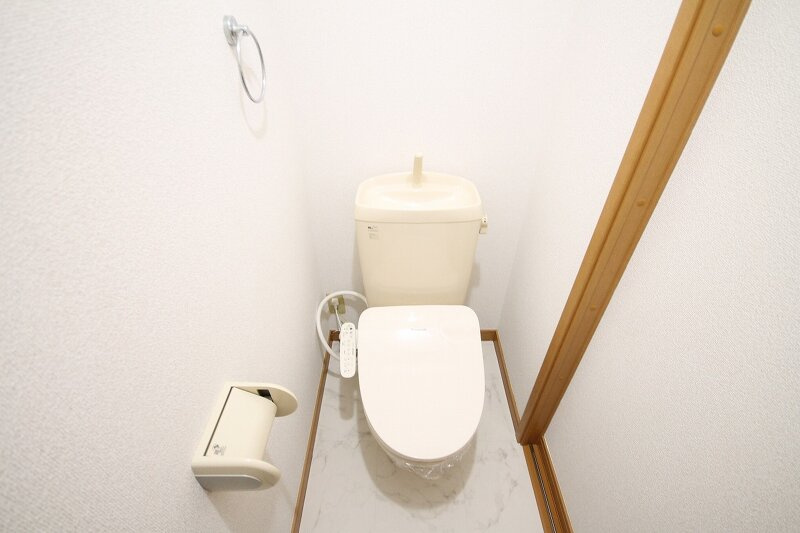 ファミーユ21 A・B棟のトイレ|シンプルで使いやすいトイレです