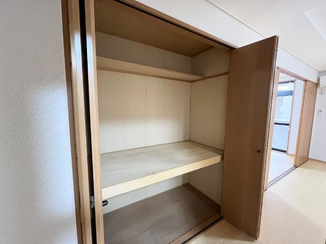 エクセレントＮの収納|キッチン横収納（イメージ）