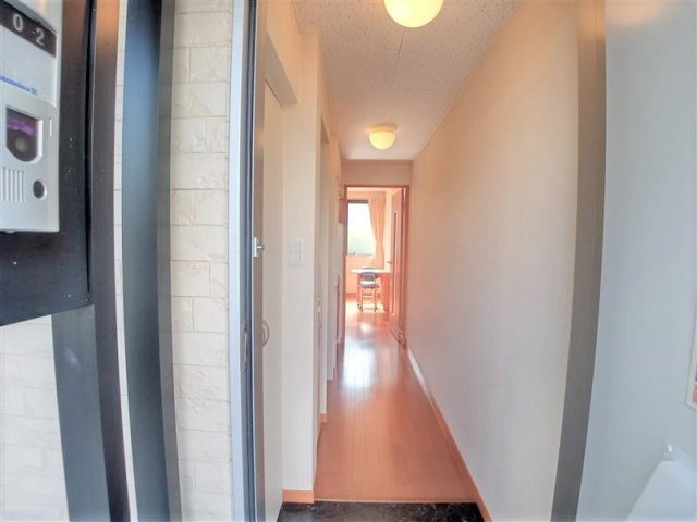 【玄関】 | レオパレスドイシャンⅠ | 設備・仕様は号室により異なる為、現況を優先致します。