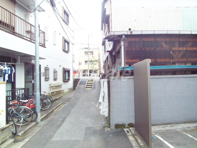 ヴィーブルＪのその他|物件前の通りです！！