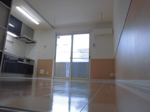 ソレーユの居間・リビング