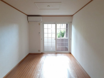 【居間・リビング】 | サンパティ砺波Ａ