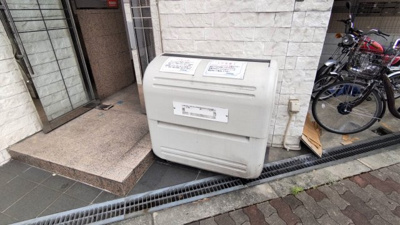 【設備】 | プレアール井高野Ⅱ | 入居者専用のゴミ置き場です