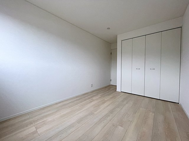 新築戸建・新築建売　会津若松市館馬町第4　小金井小・第四中の洋室