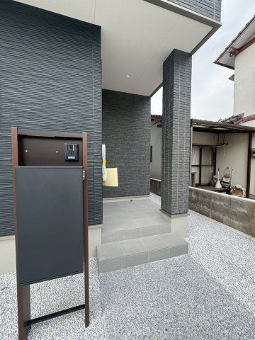 ーSUN COURT－サンコートー小倉南区朽網西1丁目　【小倉南区　新築戸建て】の設備|宅配ボックス完備で留守中も荷物を受け取れます♪　【小倉南区　新築戸建て】