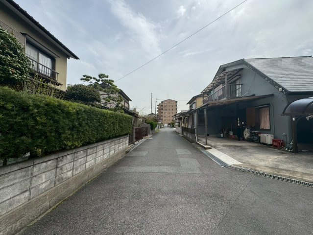 ーSUN COURT－サンコートー小倉南区朽網西1丁目　【小倉南区　新築戸建て】の前面道路含む現地写真|ーSUN COURT－サンコートー小倉南区朽網西1丁目　【小倉南区　新築戸建て】