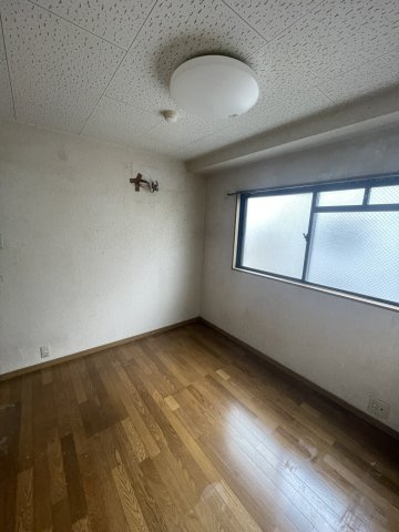 サンハイツ弐番館の寝室