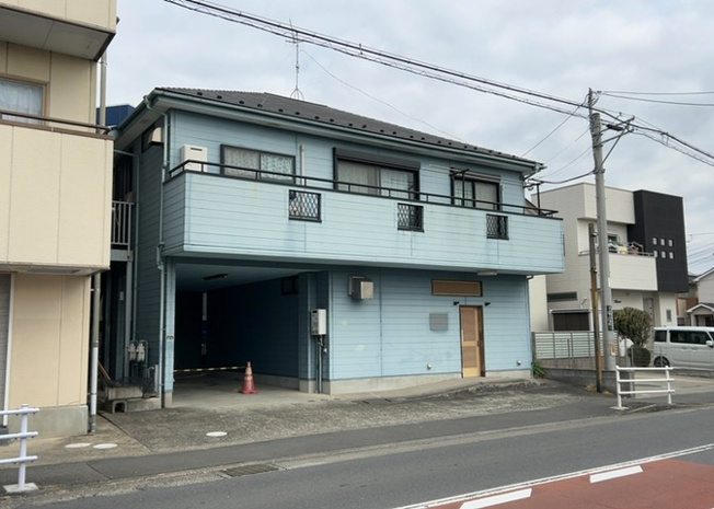 【外観】 | 物件の詳細については、現地を見てわかること以外に、役所や法務局などで調べないとわからないことがあります。そのため、現地に行く場合は、もしこの物件を買ったらどのような生活ができるかをイメージしましょう。