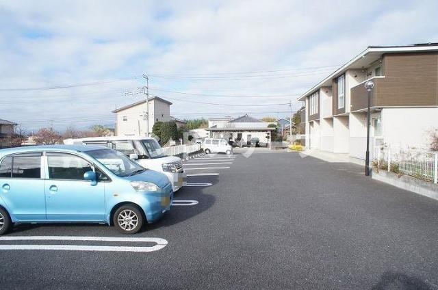 アンジュの駐車場|高崎、前橋のお部屋探しはエンドスケープまで！お客様の理想お聞かせ下さい♪