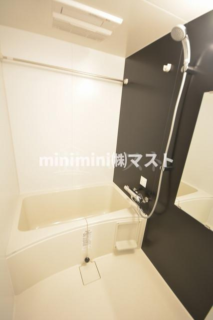 エスレジデンス日本橋Qualierの浴室