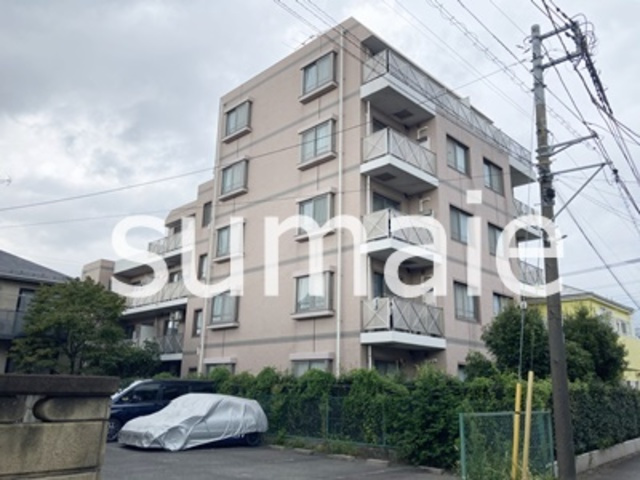 ウィンベルコーラス大宮日進の外観|鉄筋コンクリート造のマンションです。