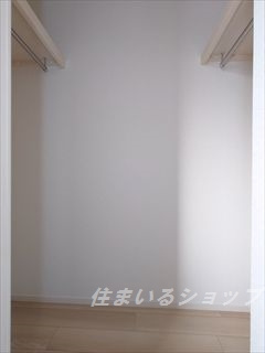 安芸高田市吉田町常友のアパートの収納|ウォークインクローゼット