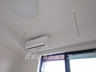 安芸高田市吉田町常友のアパートの設備|室内物干し・エアコン