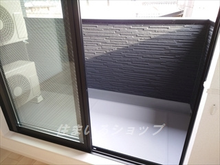 安芸高田市吉田町常友のアパートのバルコニー