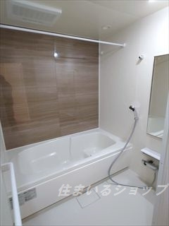 安芸高田市吉田町常友のアパートの浴室|追い焚き・浴室暖房乾燥機あり