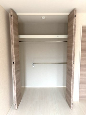 【その他】 | エザンス曙 | 洋室6帖のクローゼット※イメージ