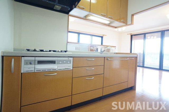 シティライフ西原の玄関