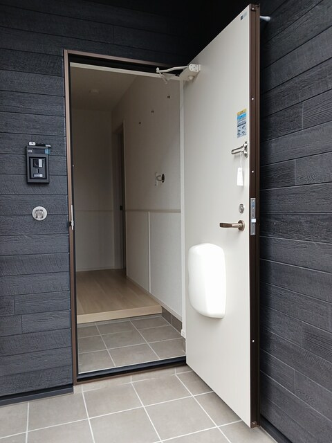 シャルフ　赤江　Ⅲの玄関|玄関