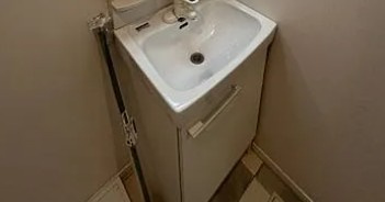 オーロ金町の洗面所