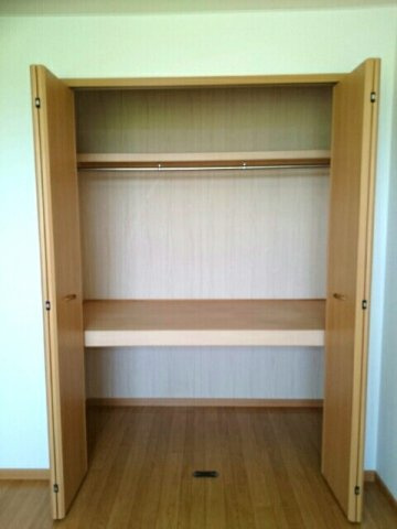 リス・カルティエの収納