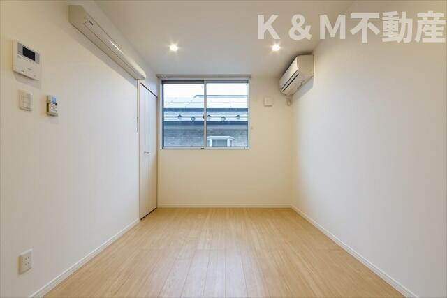 Ｓｕｍｍｅｒ　Ｃｌｕｂ　柏の設備|ゆったりとしたリビングです