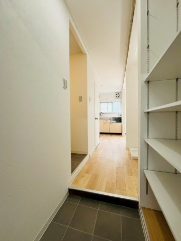 358星陵台ビレッジの玄関