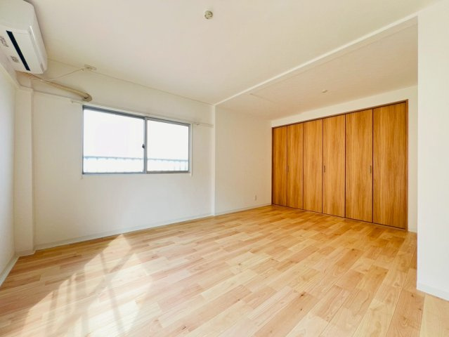 358星陵台ビレッジの居間・リビング