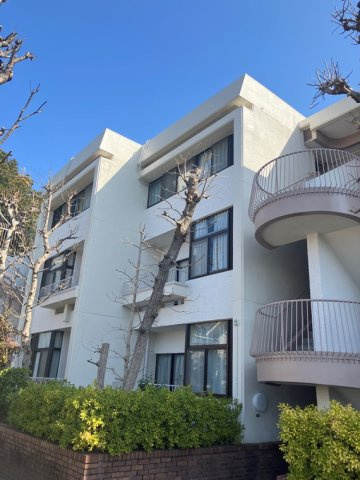 聖蹟桜ヶ丘ガーデンホームの外観