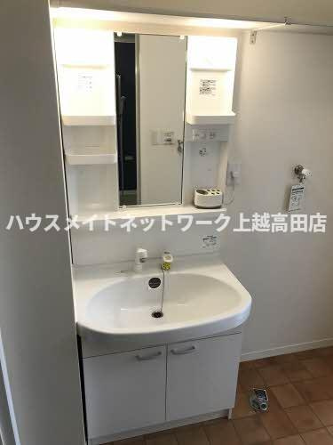 リジェールの独立洗面台|洗髪洗面化粧台

