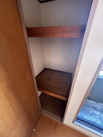 コーポ南加賀屋の収納