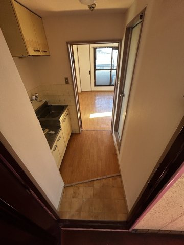 コーポ南加賀屋の玄関