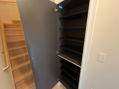 【収納】 | 仮）四日市市赤堀新築アパート | 下駄箱（イメージ）